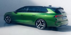 Specifikationer og pris på Opel Astra Sports Tourer Electric